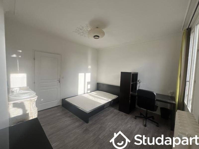 Chambre - 17 m² - 1 pièce