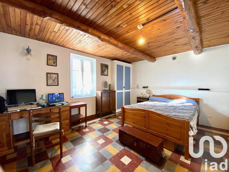 Maison - 366 m² - 18 pièces