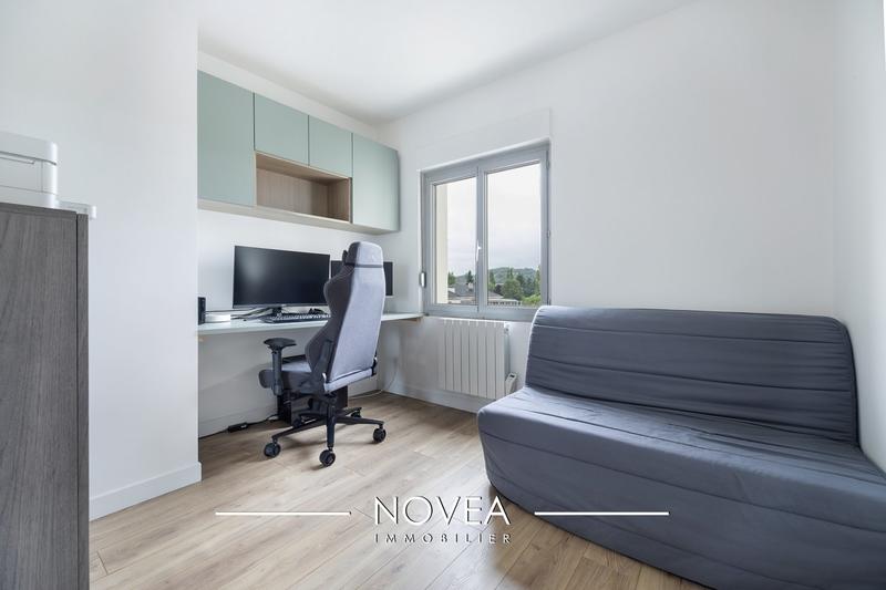 Appartement - 90 m² - 4 pièces