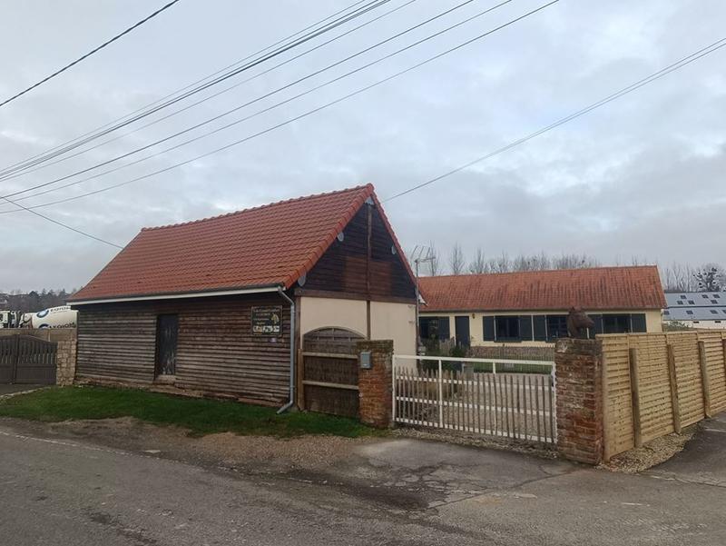 Propriété - 229 m² - 5 pièces