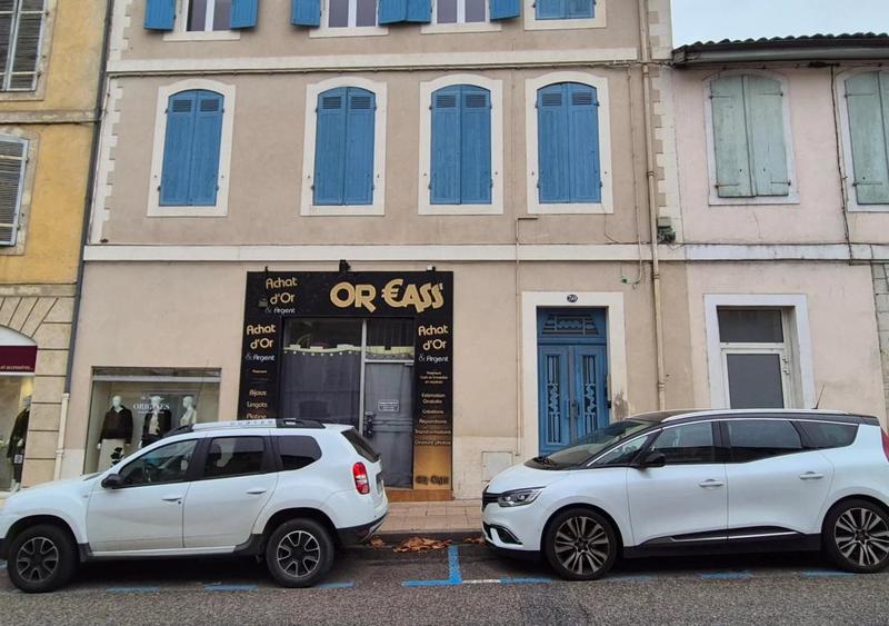 Local commercial - 45 m² - 2 pièces