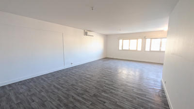 Appartement - 93 m² - 3 pièces