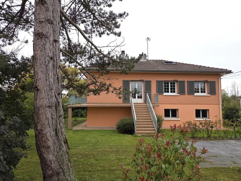 Maison - 200 m² - 10 pièces