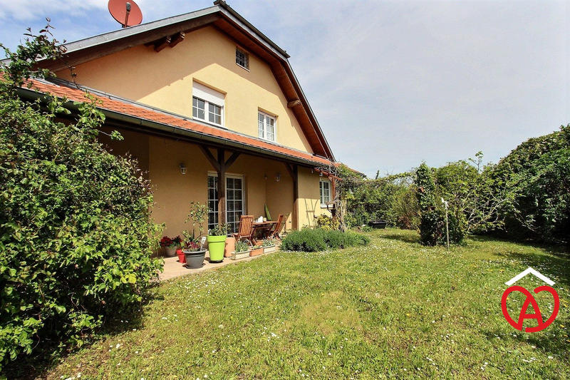 Maison - 170 m² - 6 pièces