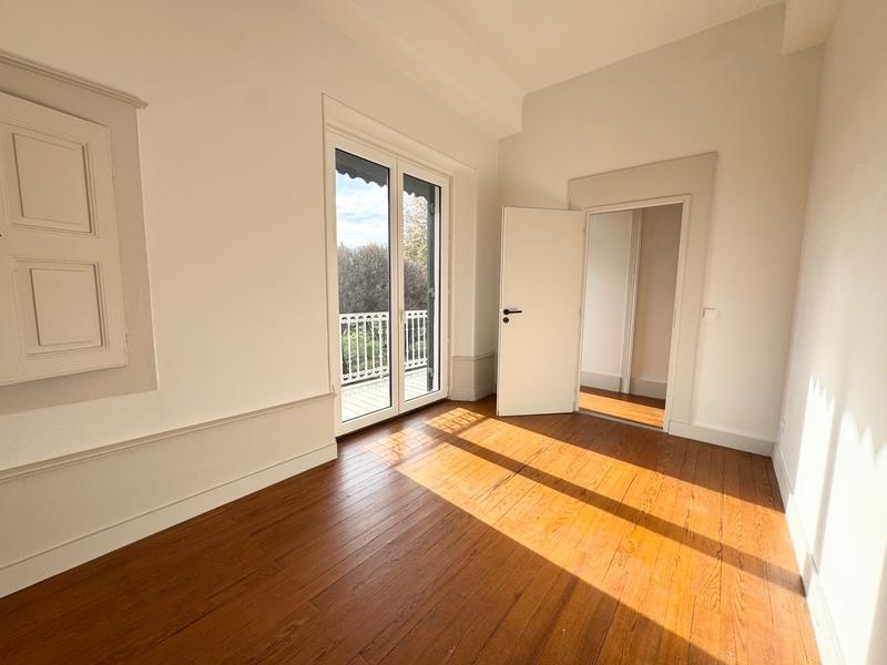 Appartement - 93 m² - 4 pièces