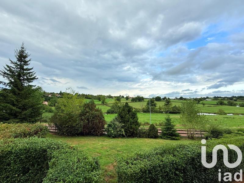 Maison - 141 m² - 8 pièces