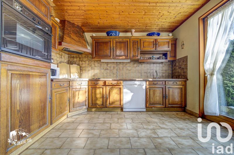 Maison - 96 m² - 5 pièces