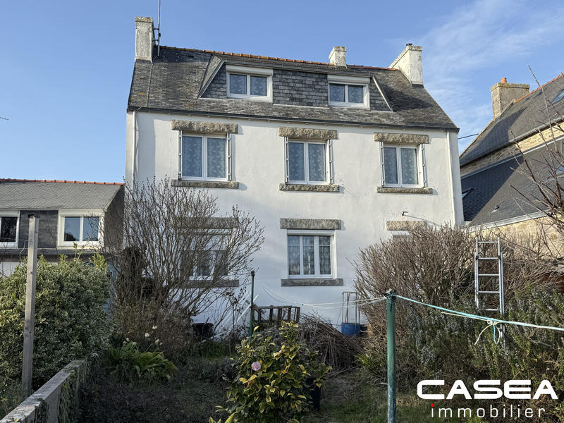 Maison ancienne - 96 m² - 6 pièces