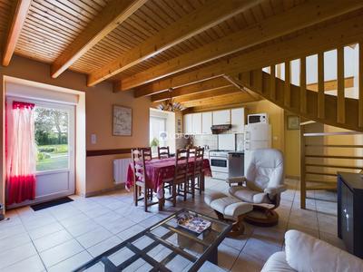 Maison - 90 m² - 6 pièces