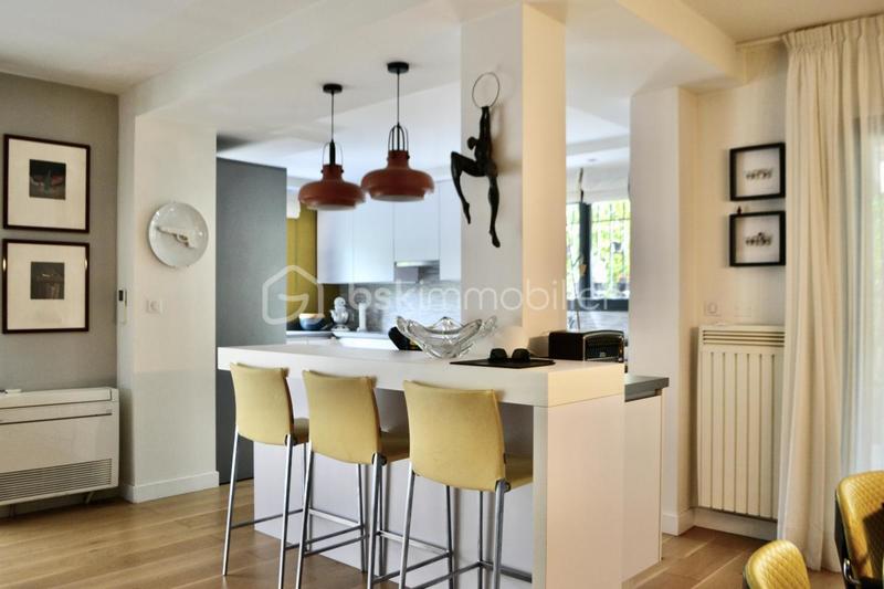 Villa - 185 m² - 6 pièces