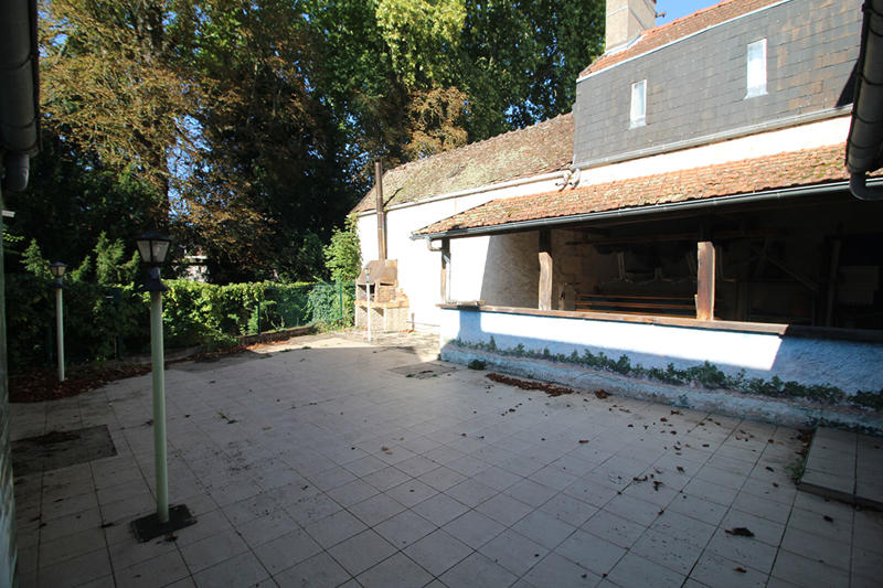 Local commercial - 217 m² - 7 pièces