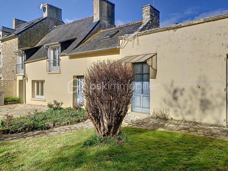 Maison ancienne - 117 m² - 6 pièces