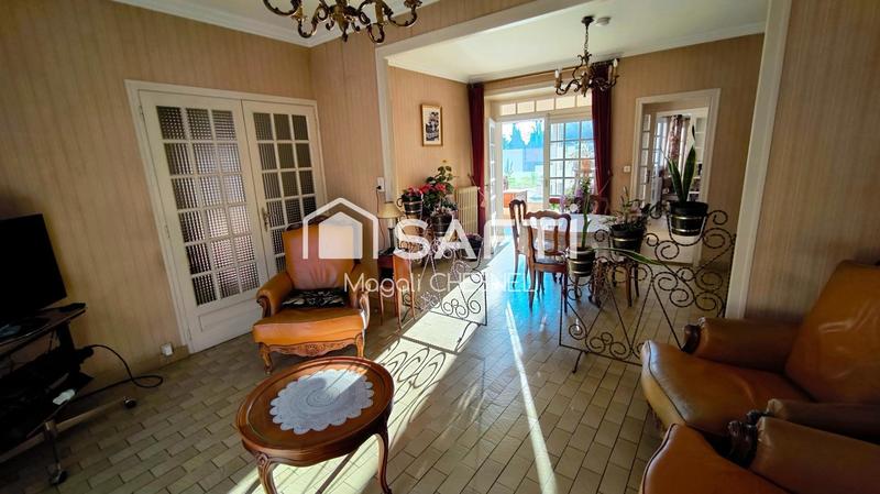 Maison - 172 m² - 9 pièces