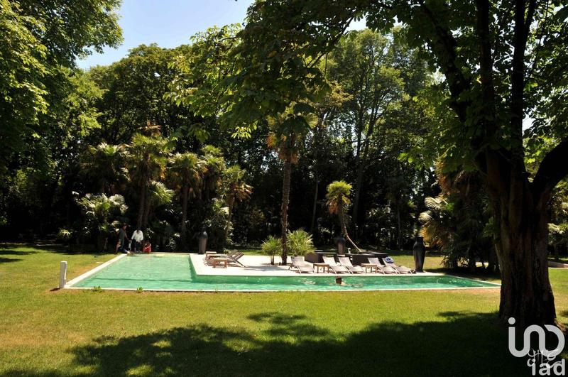 Local commercial - 3 000 m²