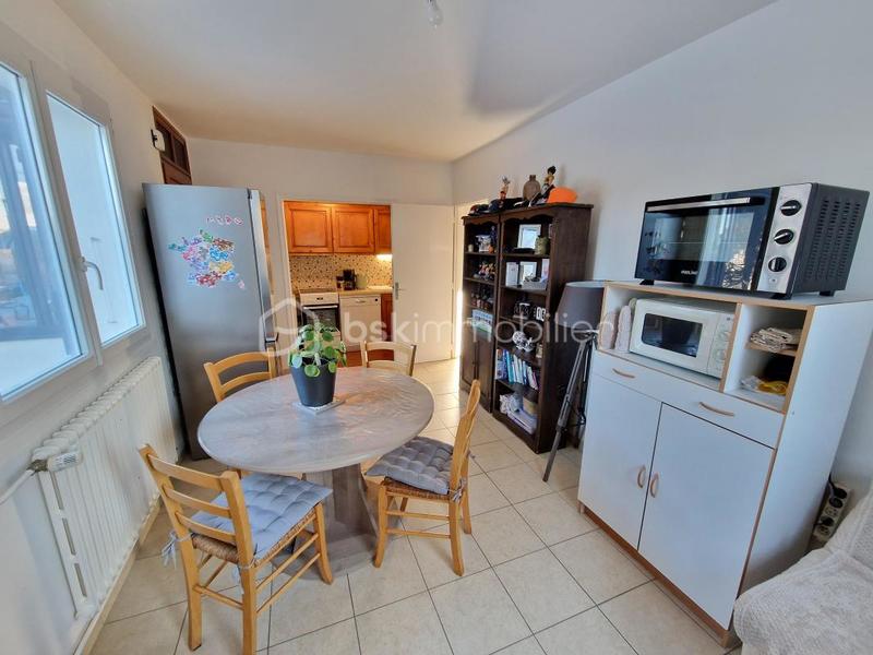 Maison - 249 m² - 12 pièces