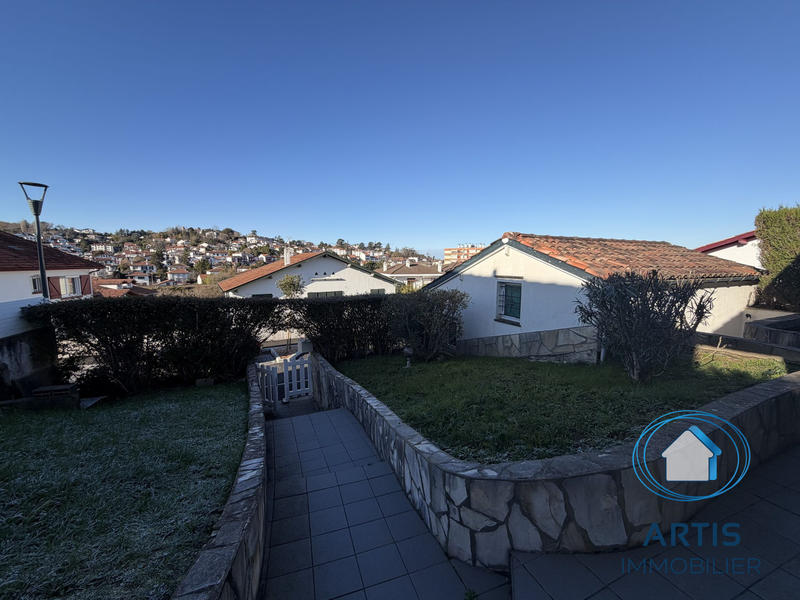 Appartement - 100 m² - 4 pièces