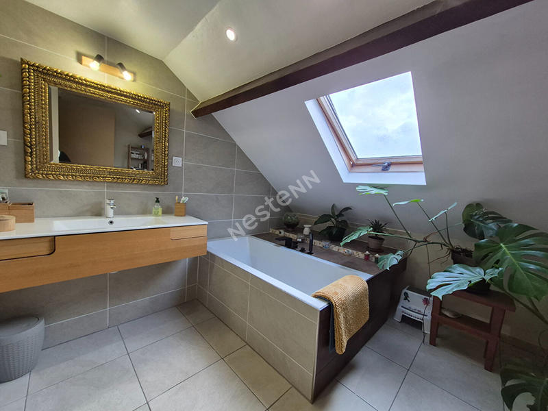 Maison - 131 m² - 7 pièces