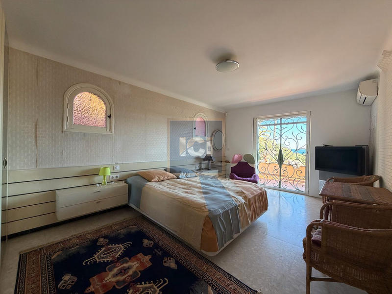 Villa - 172 m² - 5 pièces