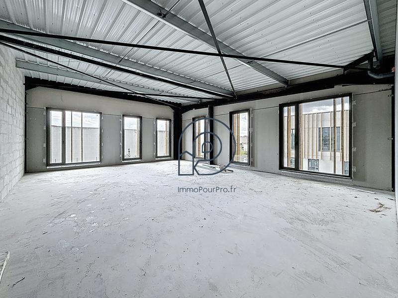 Entrepôt - 343 m²