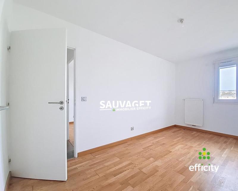 Appartement - 85 m² - 4 pièces