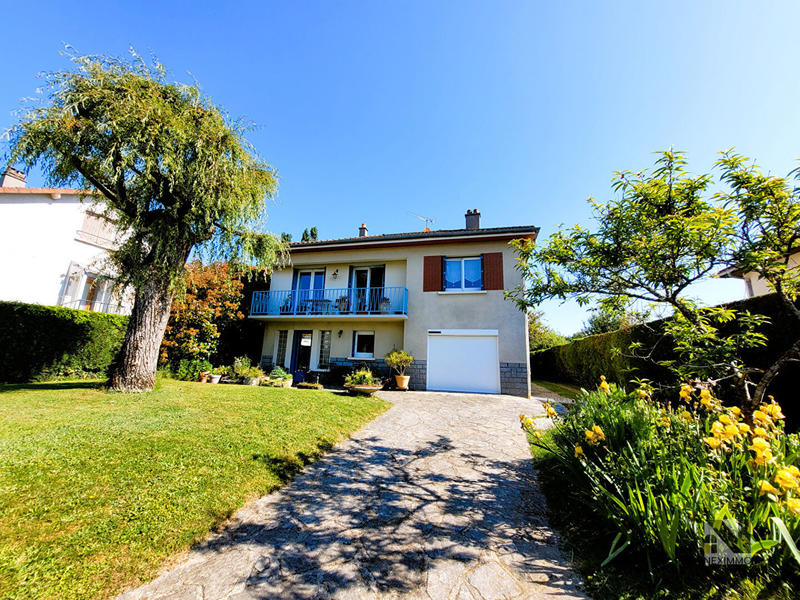 Maison - 142 m² - 6 pièces