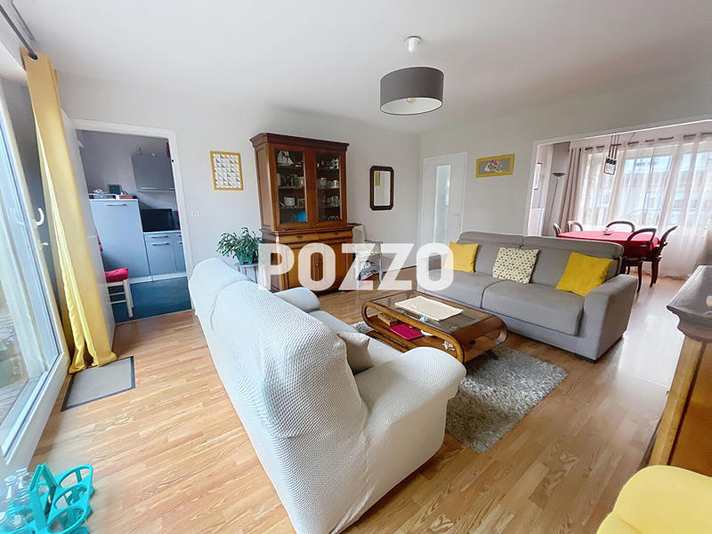 Maison - 98 m² - 4 pièces