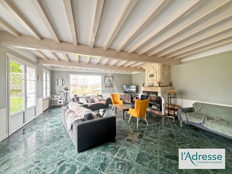 Maison - 258 m² - 7 pièces