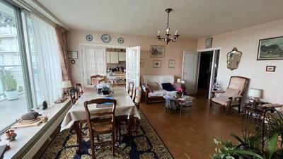 Appartement - 110 m² - 5 pièces