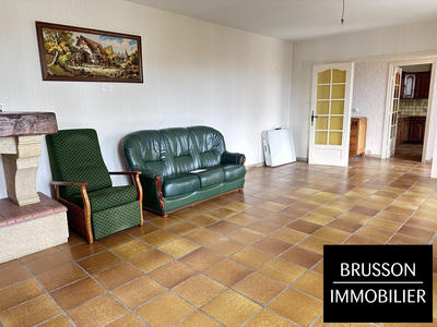 Maison traditionnelle - 102 m² - 4 pièces