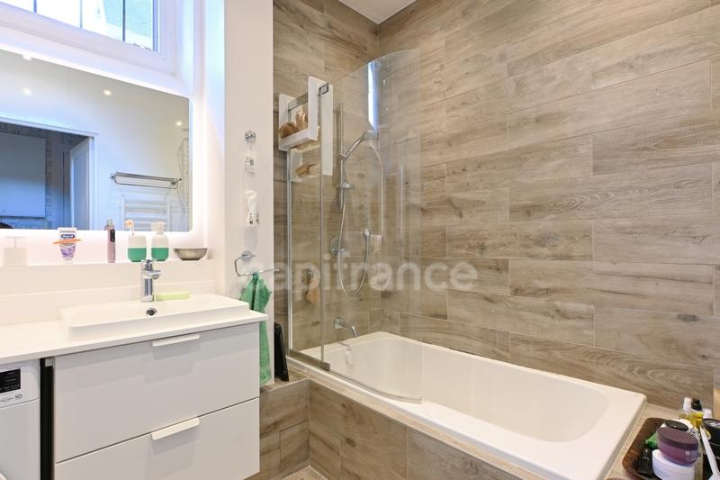 Appartement bourgeois - 53 m² - 3 pièces