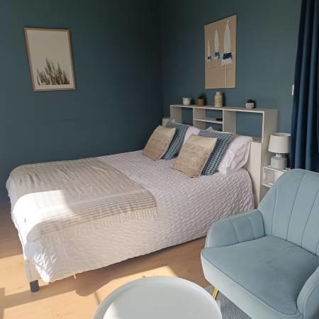 Maison - 275 m² - 9 pièces