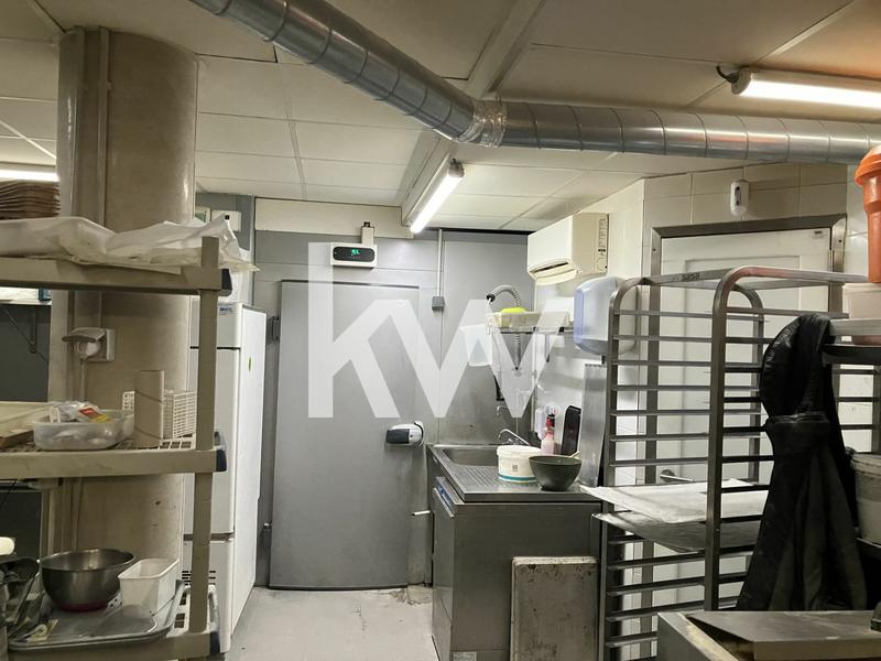 Fonds de commerce - Magasins - 205 m²
