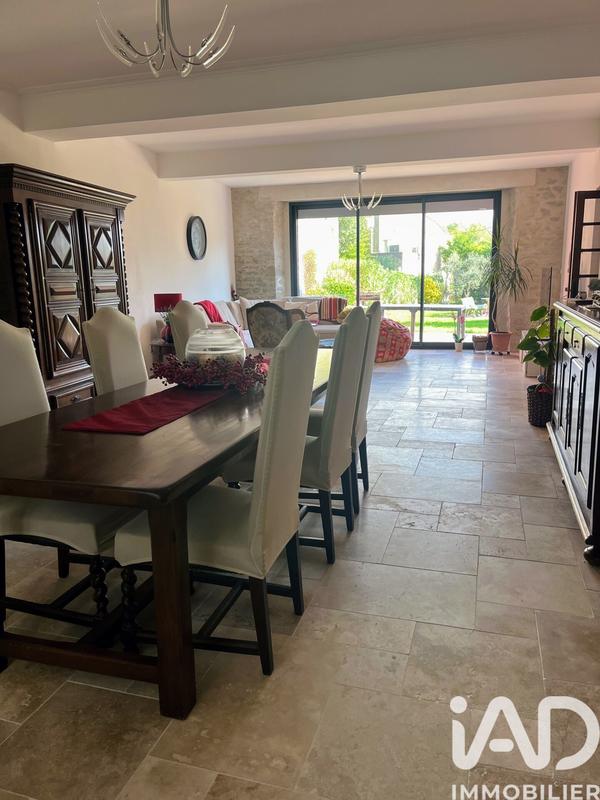 Maison - 475 m² - 13 pièces