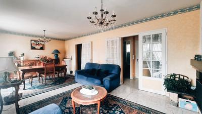 Maison - 130 m² - 6 pièces