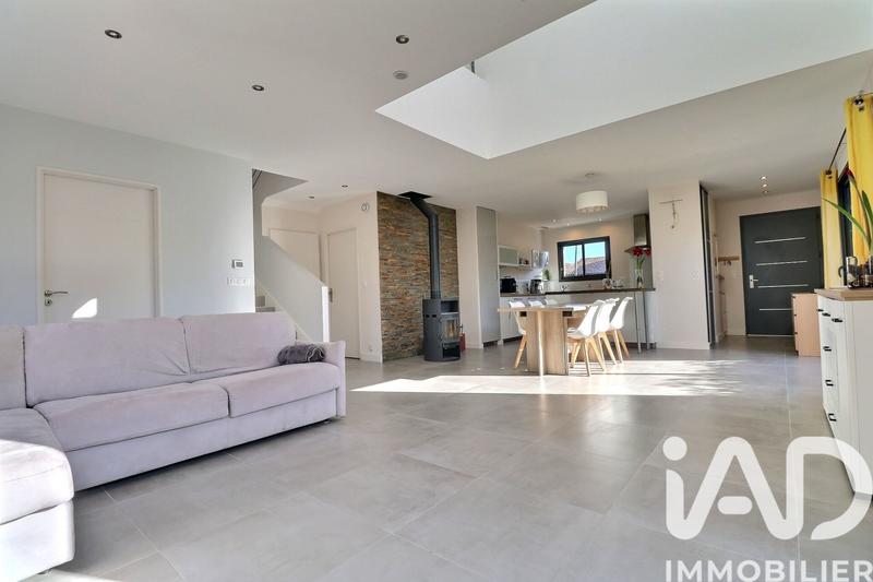 Maison - 125 m² - 5 pièces