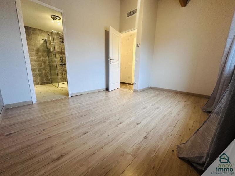 Maison - 172 m² - 8 pièces