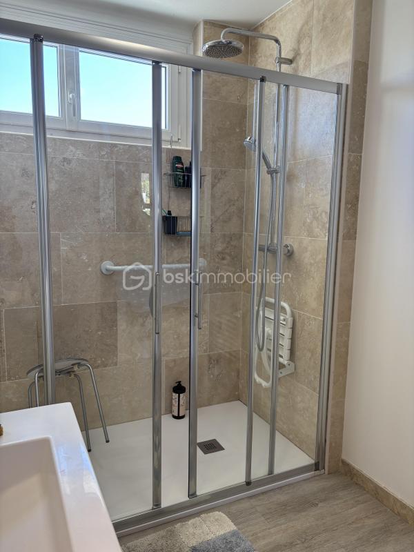 Maison traditionnelle - 135 m² - 4 pièces