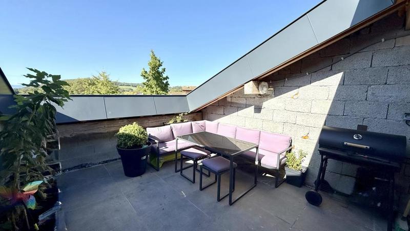 Duplex - 136 m² - 5 pièces