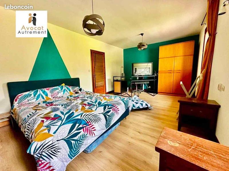 Propriété - 380 m² - 10 pièces