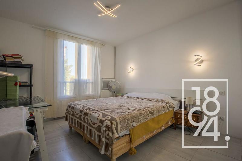 Appartement - 83 m² - 3 pièces