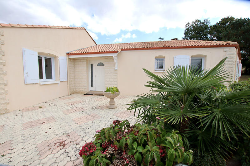 Maison - 192 m² - 7 pièces