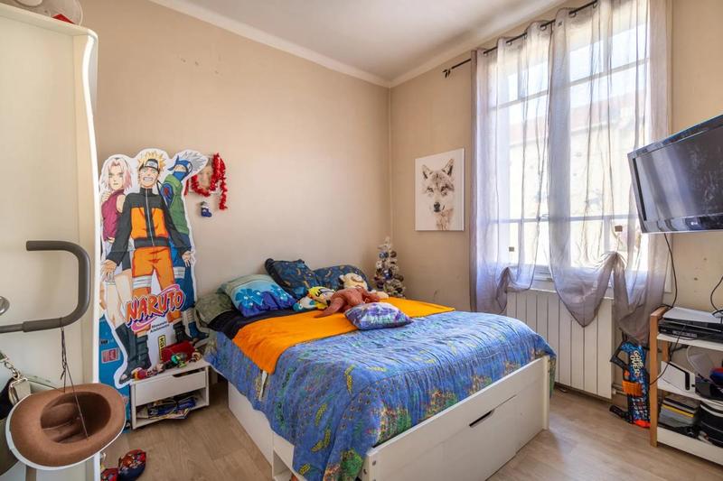 Maison - 97 m² - 6 pièces