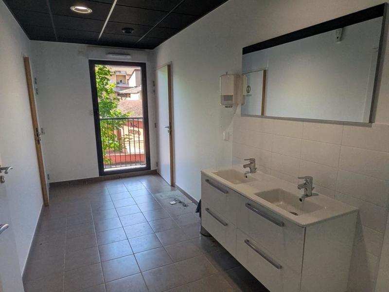 Appartement - 186 m² - 4 pièces