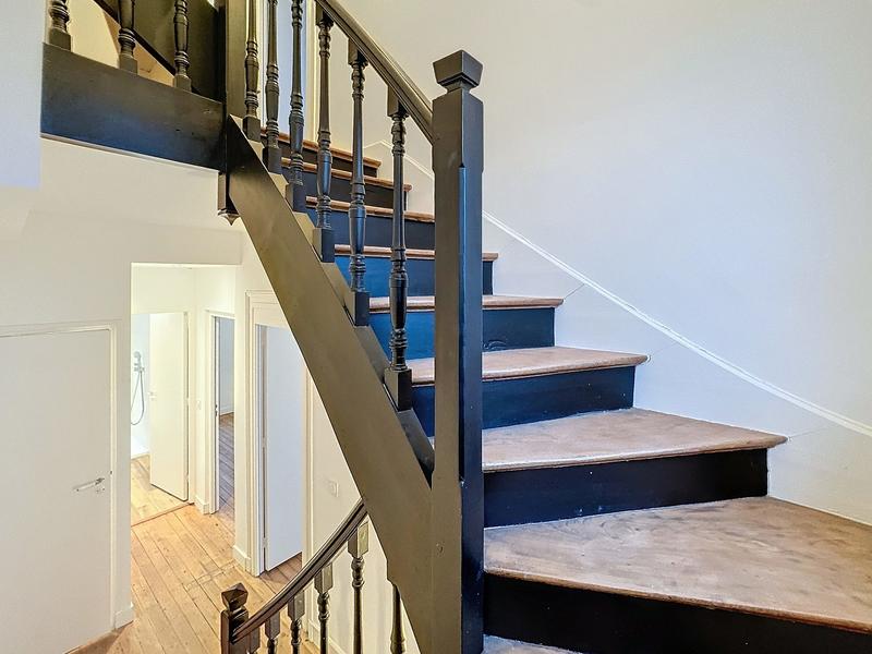 Maison - 141 m² - 7 pièces