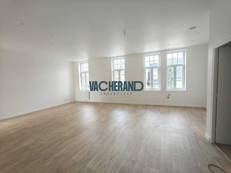 Appartement - 90 m² - 4 pièces