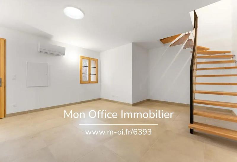 Maison - 81 m² - 5 pièces