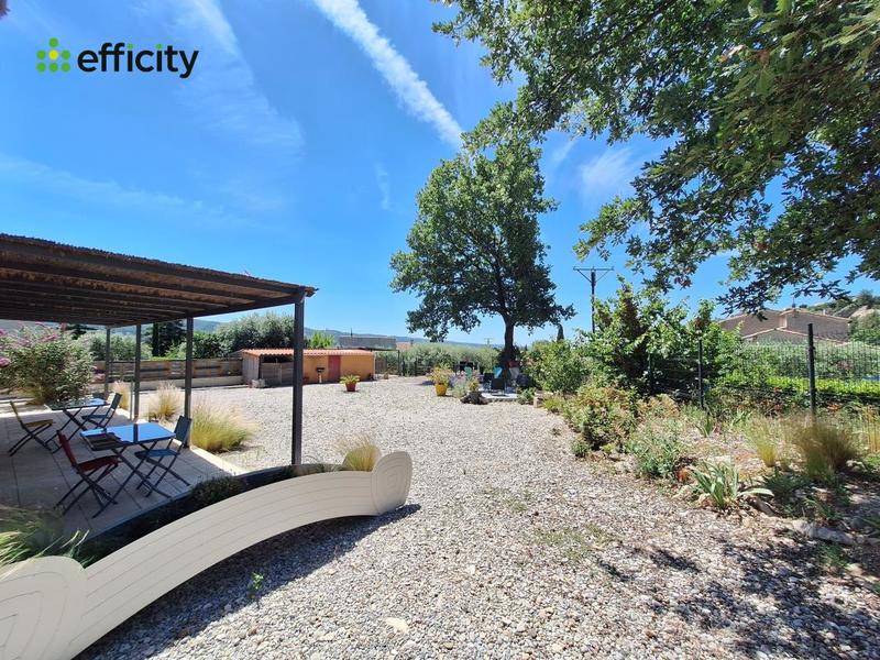 Villa - 225 m² - 9 pièces