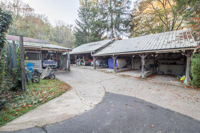 Propriété - 293 m² - 5 pièces