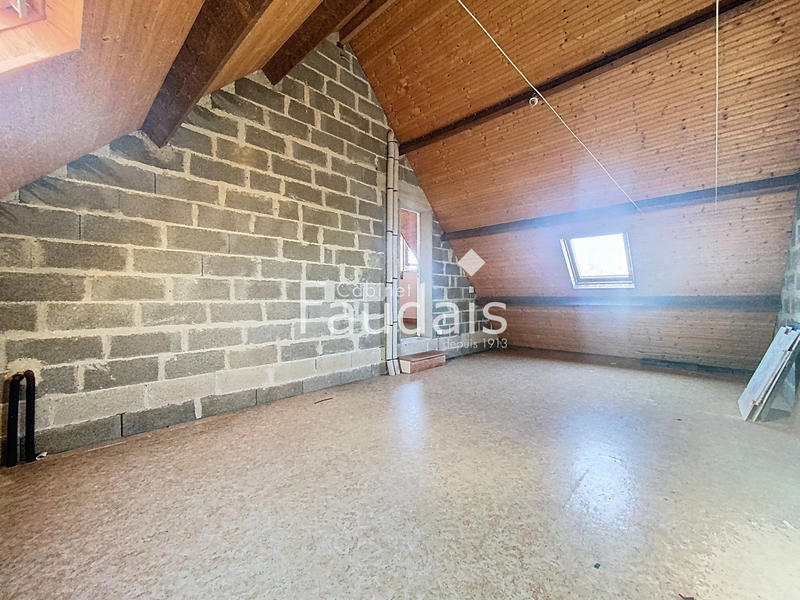 Maison - 100 m² - 6 pièces