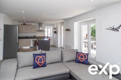 Appartement - 100 m² - 4 pièces